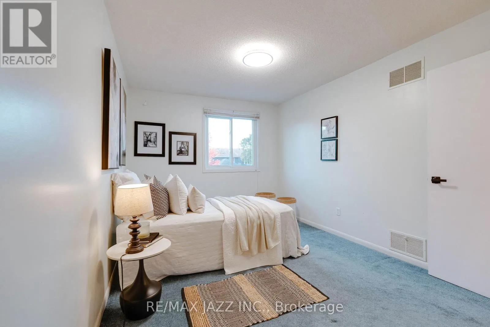 774 MILLBANK ROAD