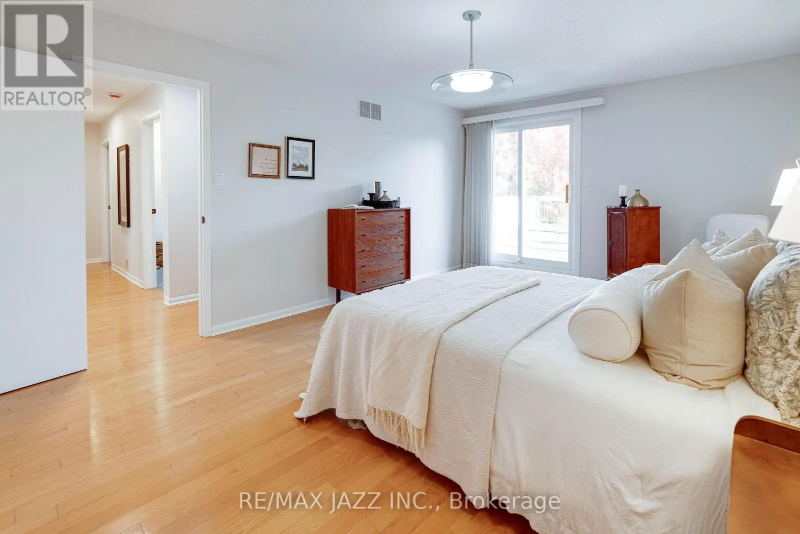 774 MILLBANK ROAD