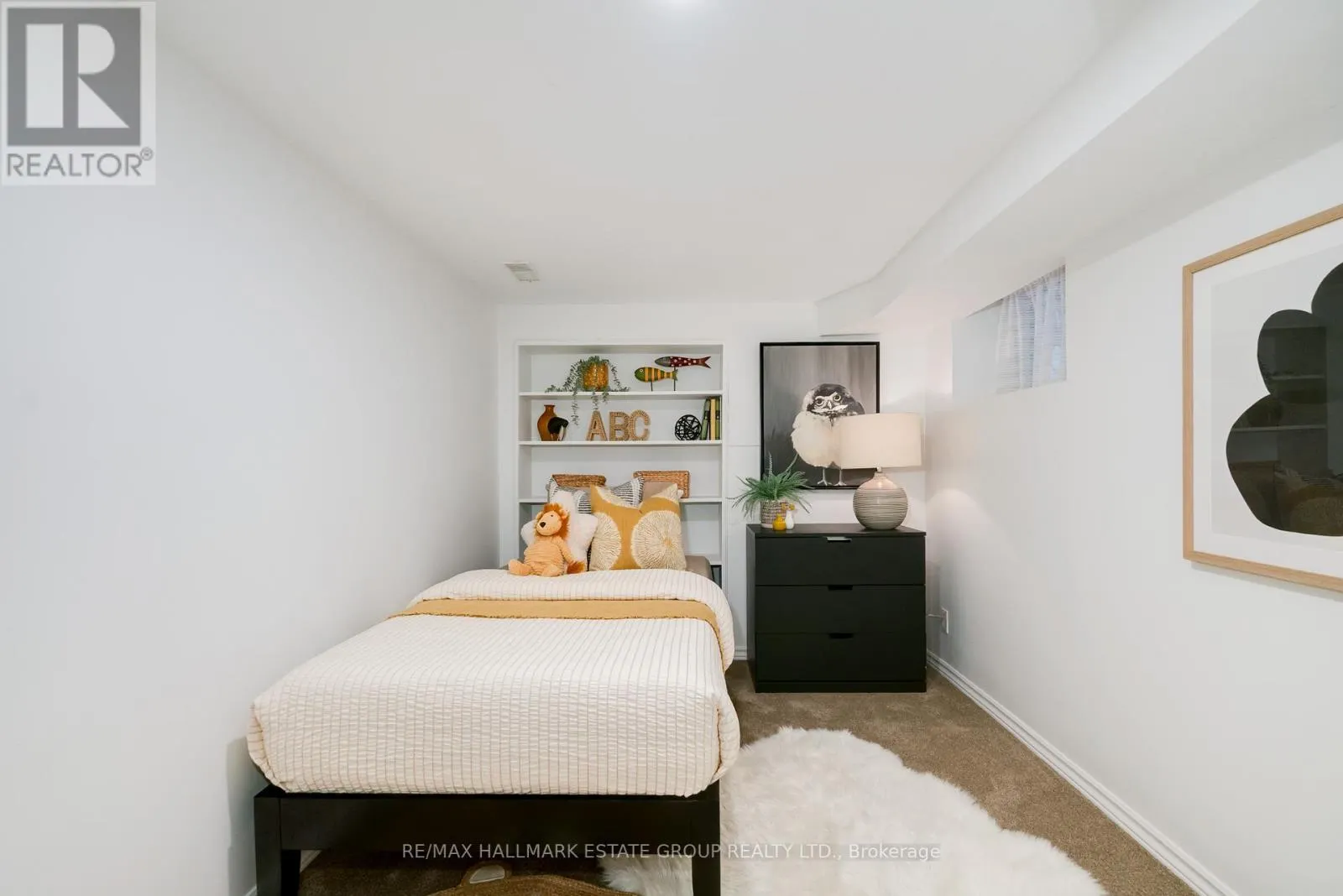 4 RIVERDALE AVENUE