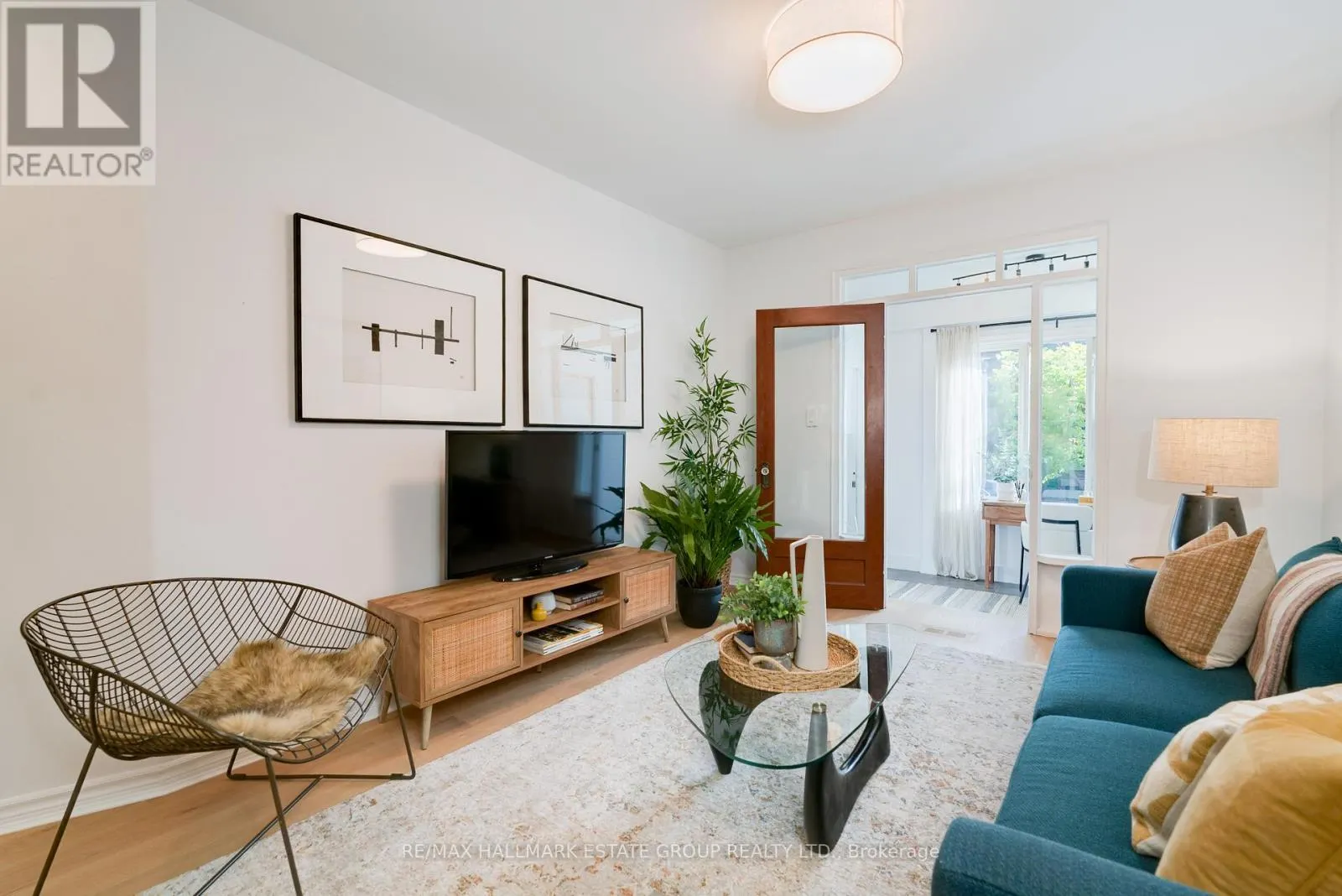 4 RIVERDALE AVENUE