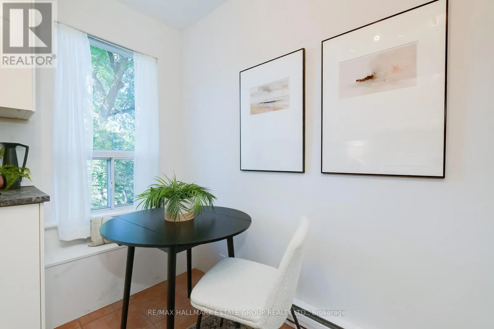 4 RIVERDALE AVENUE