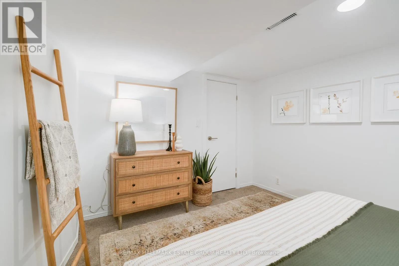 4 RIVERDALE AVENUE