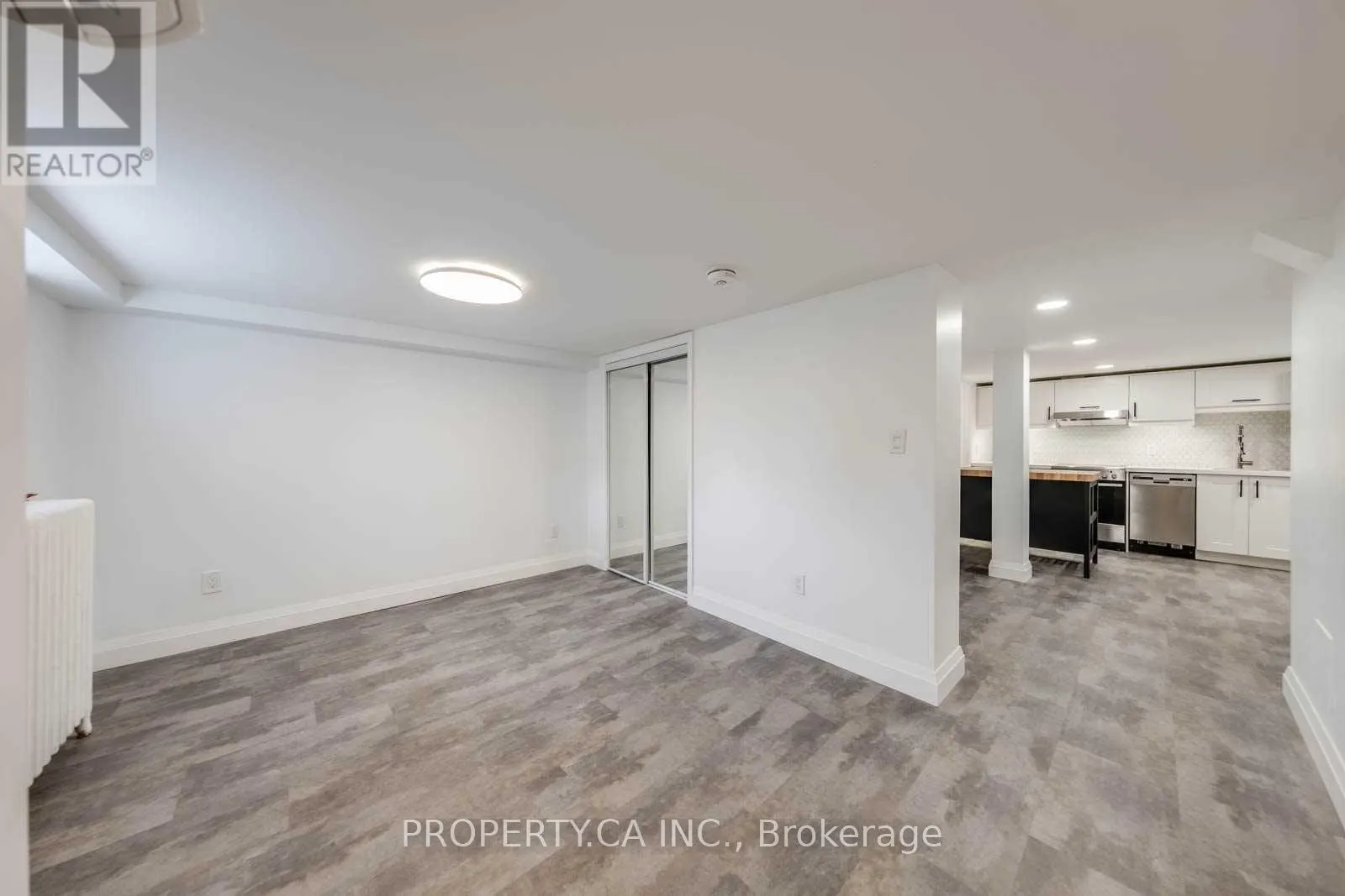 LOWER - 1061 LOGAN AVENUE