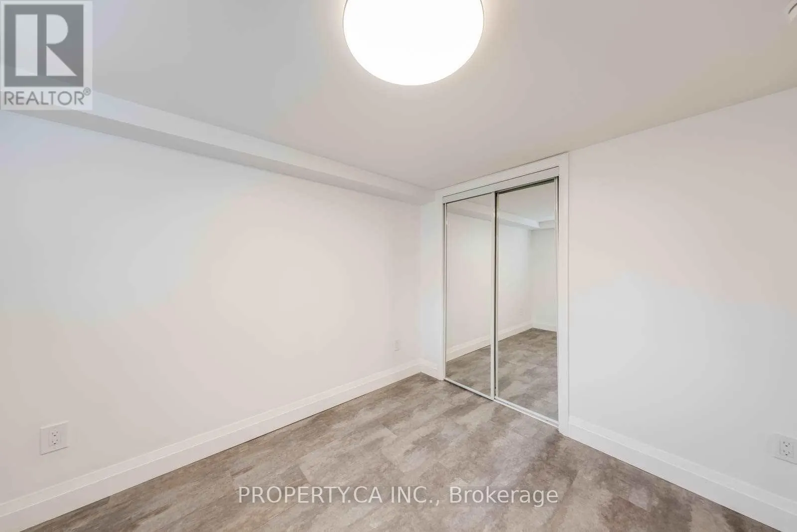 LOWER - 1061 LOGAN AVENUE