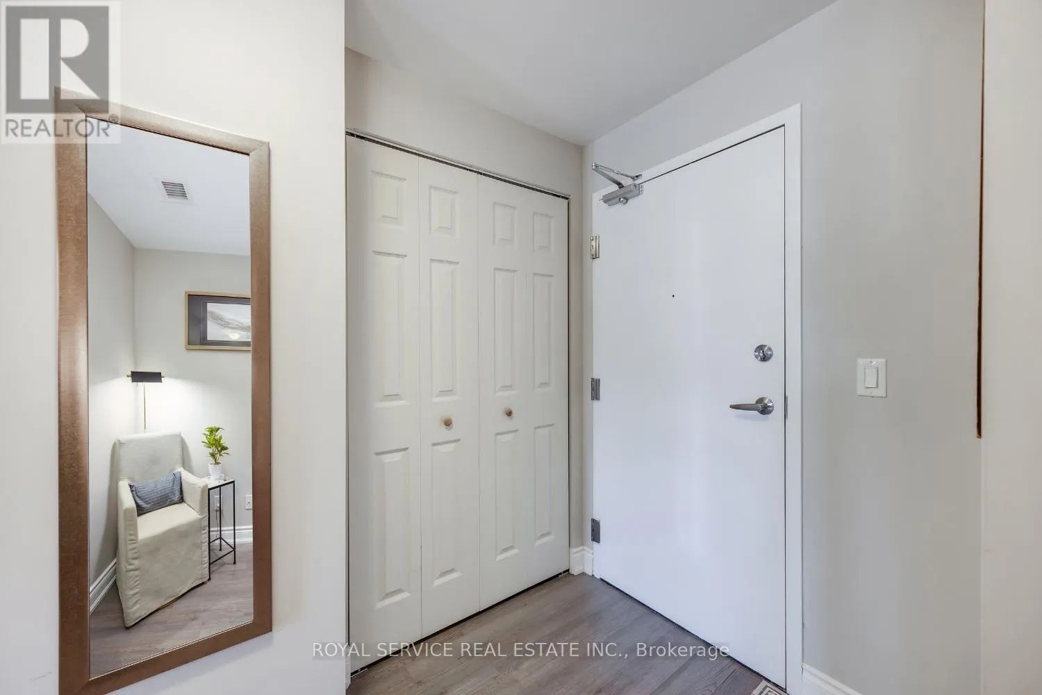 21 BROOKHOUSE DRIVE