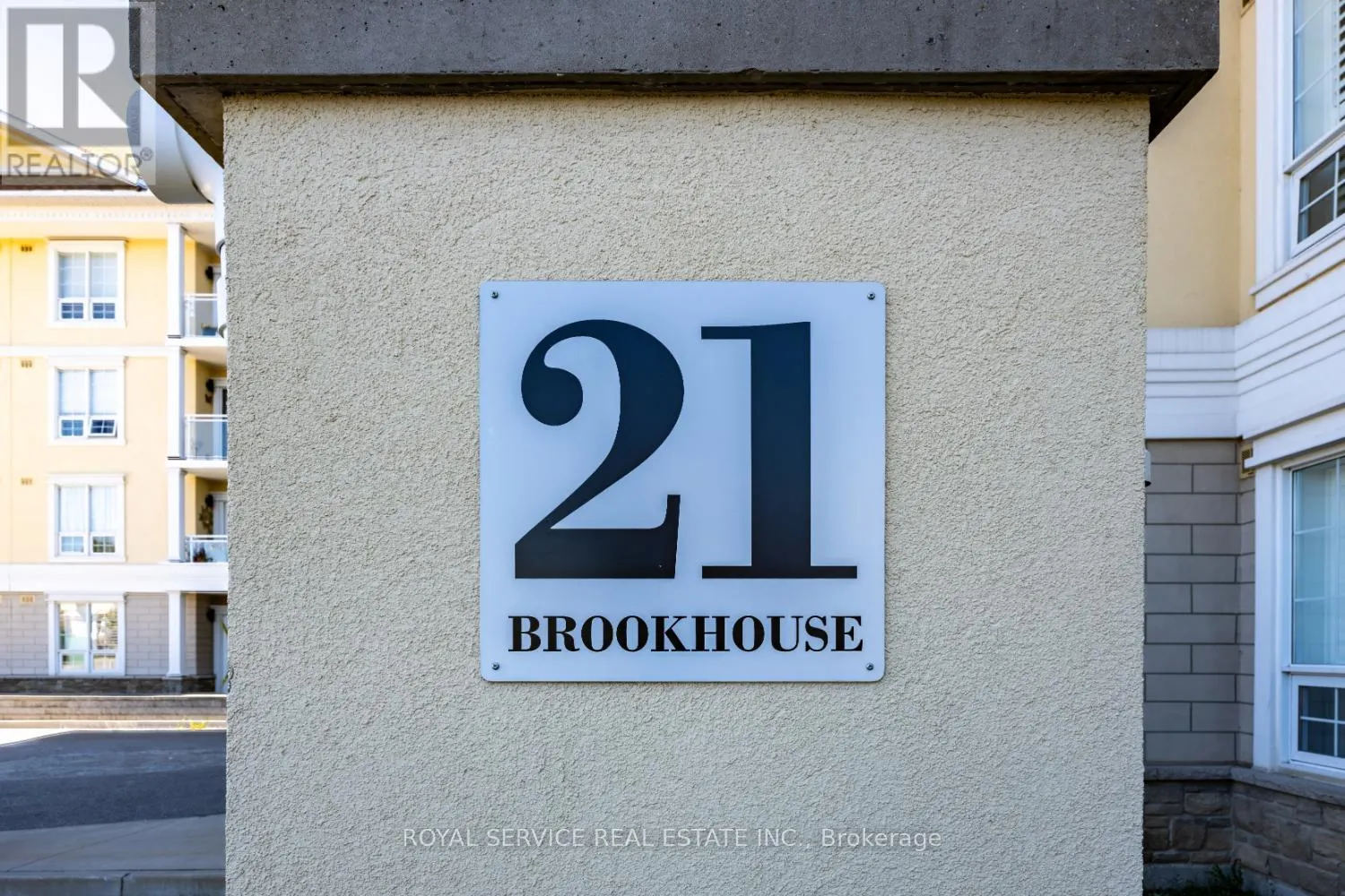 21 BROOKHOUSE DRIVE