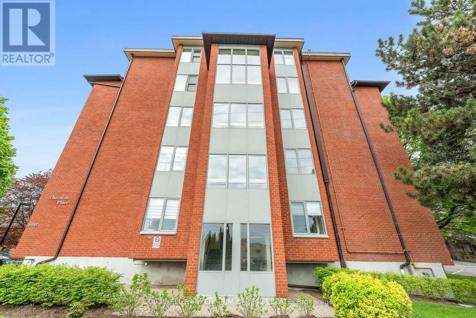 PH2 - 600 THORNTON ROAD N, #PH2
