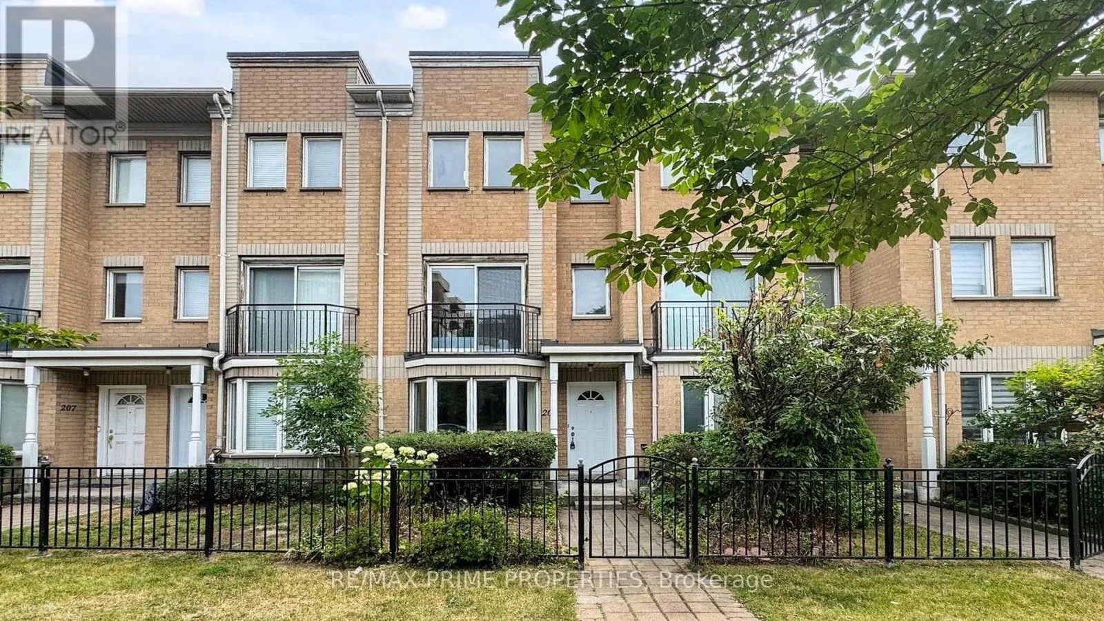 205 - 19 ROSEBANK DRIVE