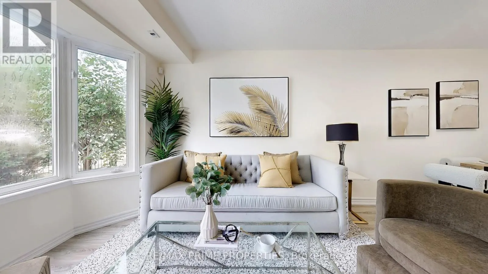 205 - 19 ROSEBANK DRIVE