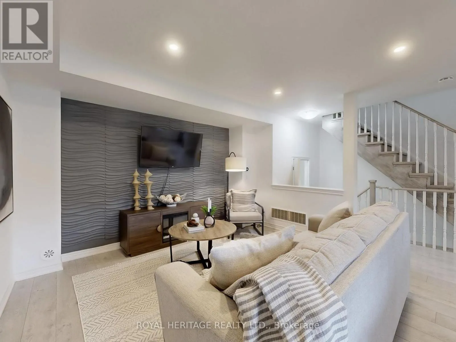 91 TABARET CRESCENT