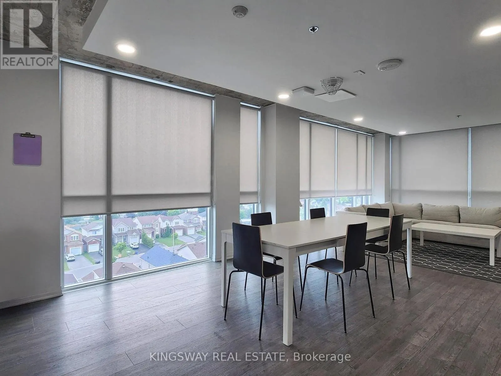 631 - 1900 SIMCOE STREET N