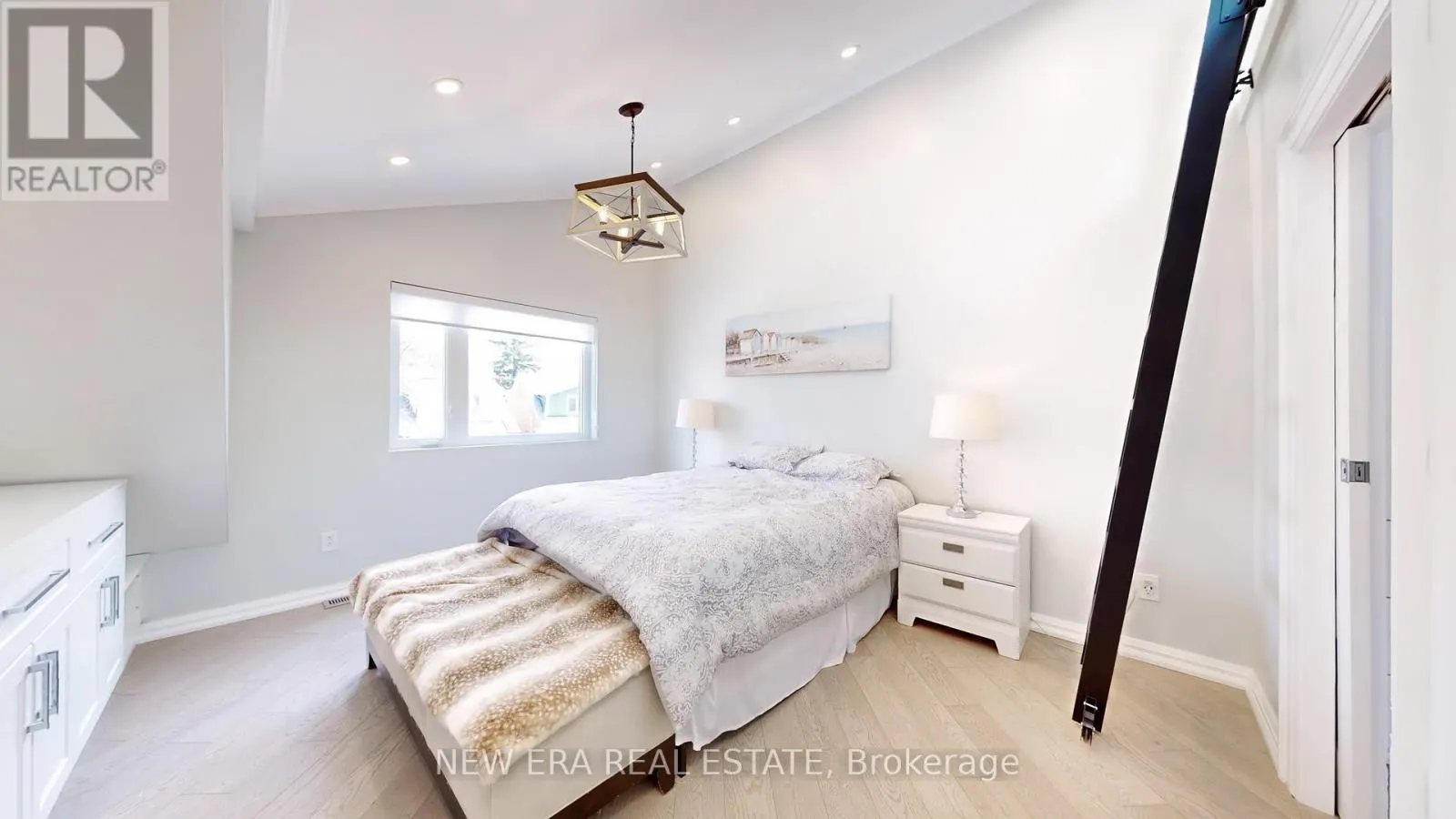 34 KIMBOURNE AVENUE