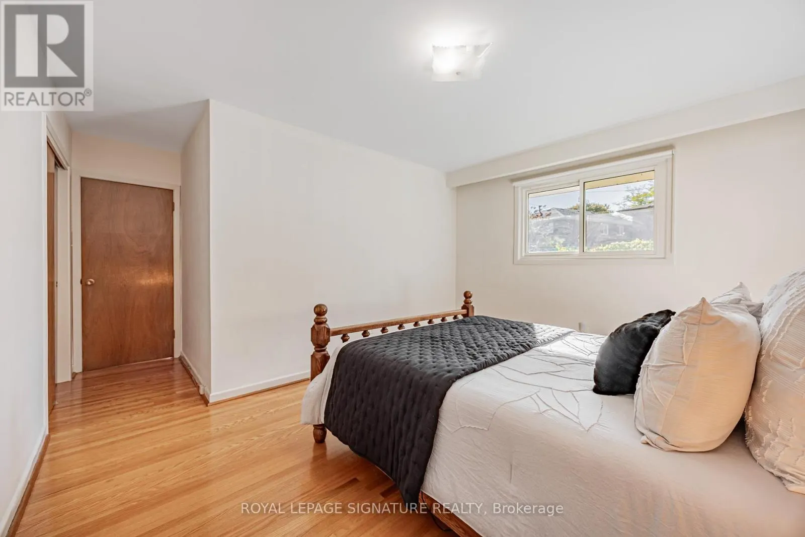 28 SEDGEMOUNT DRIVE