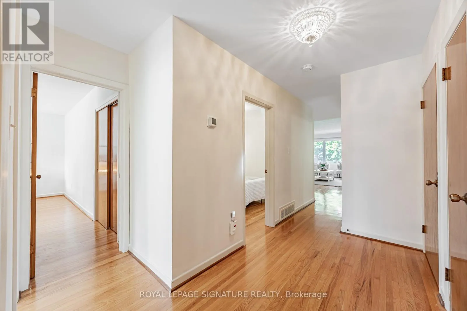 28 SEDGEMOUNT DRIVE