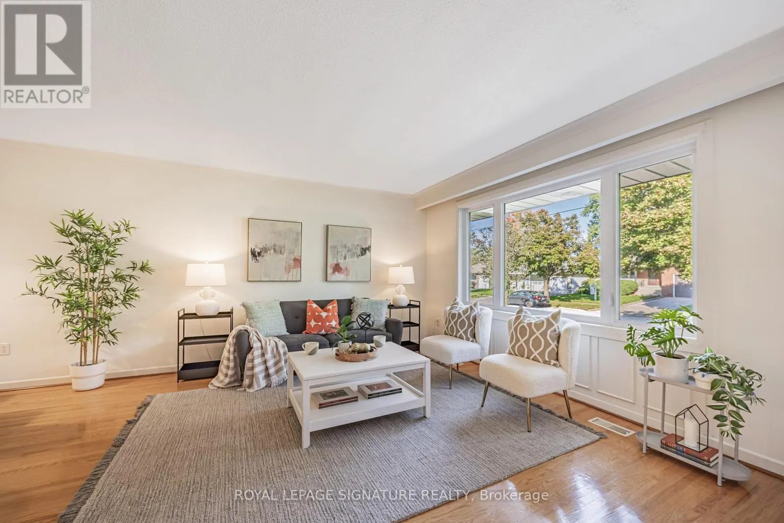 28 SEDGEMOUNT DRIVE