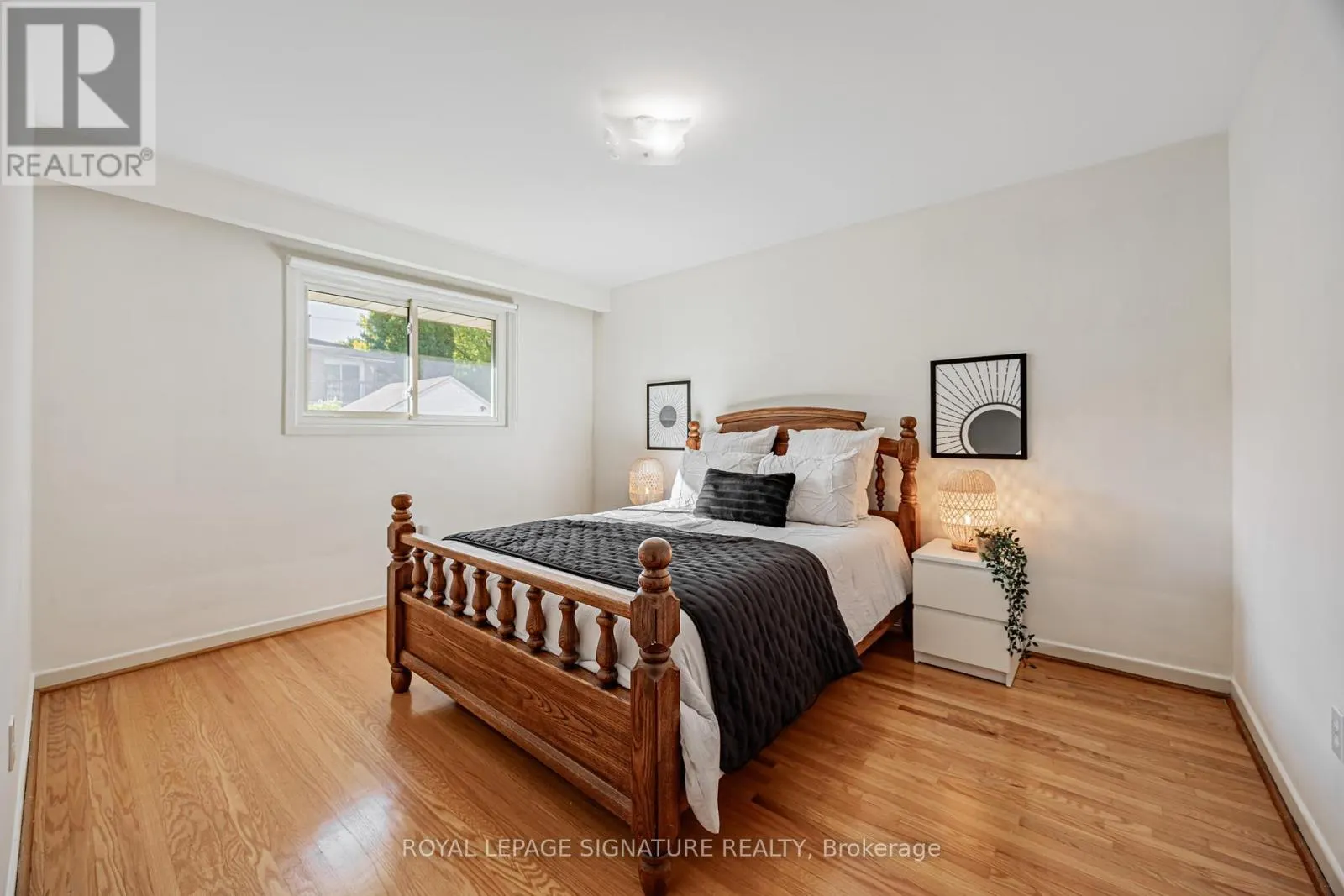 28 SEDGEMOUNT DRIVE