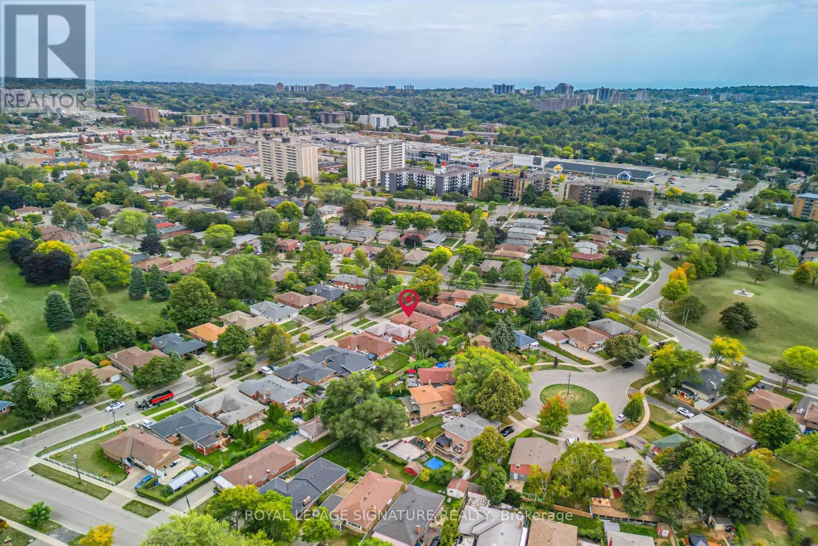 28 SEDGEMOUNT DRIVE