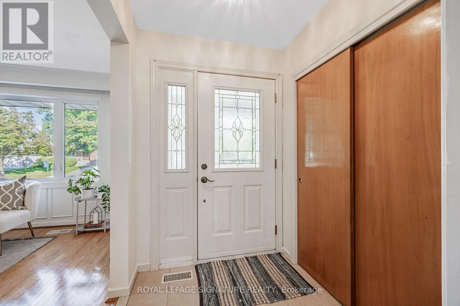28 SEDGEMOUNT DRIVE