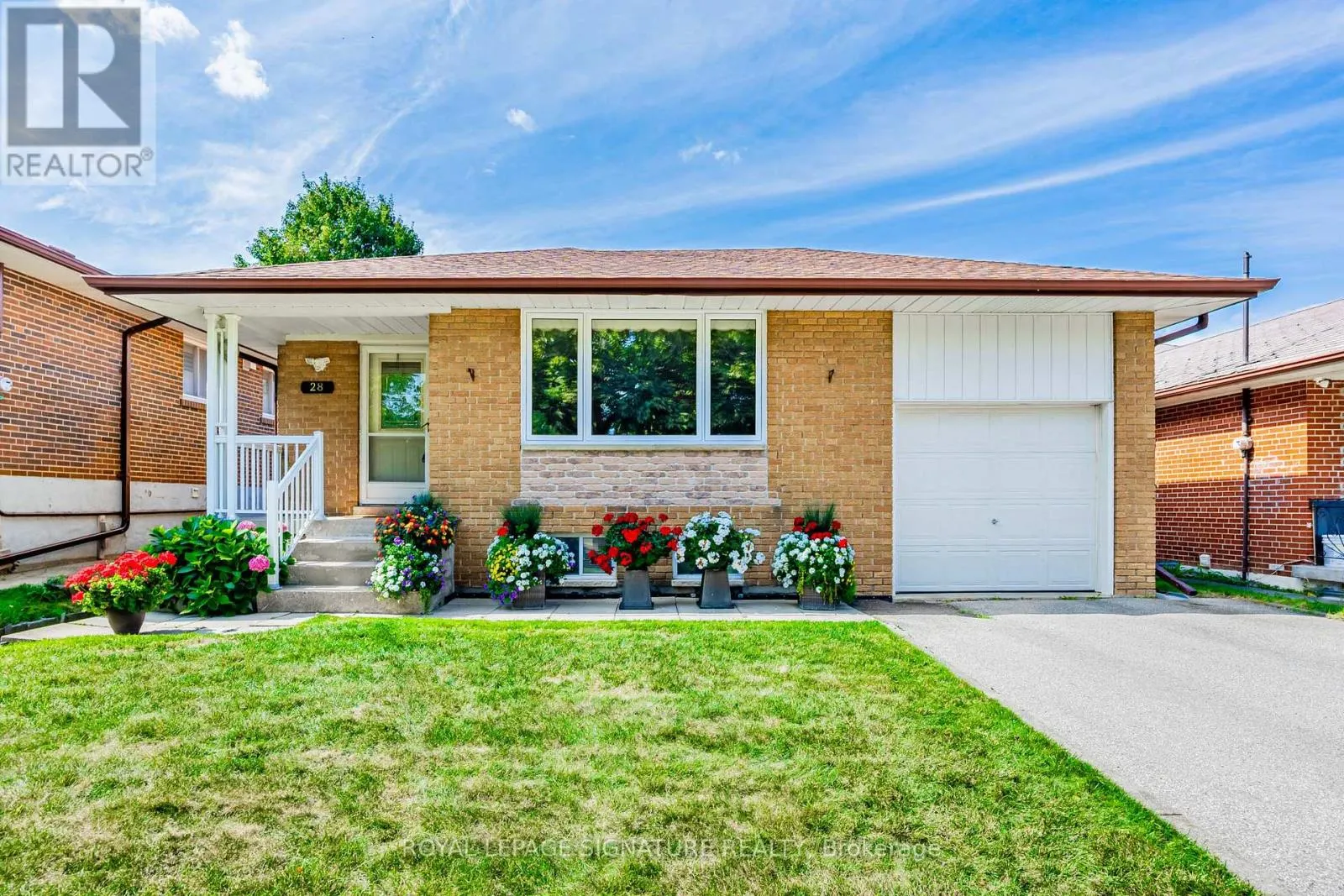 28 SEDGEMOUNT DRIVE
