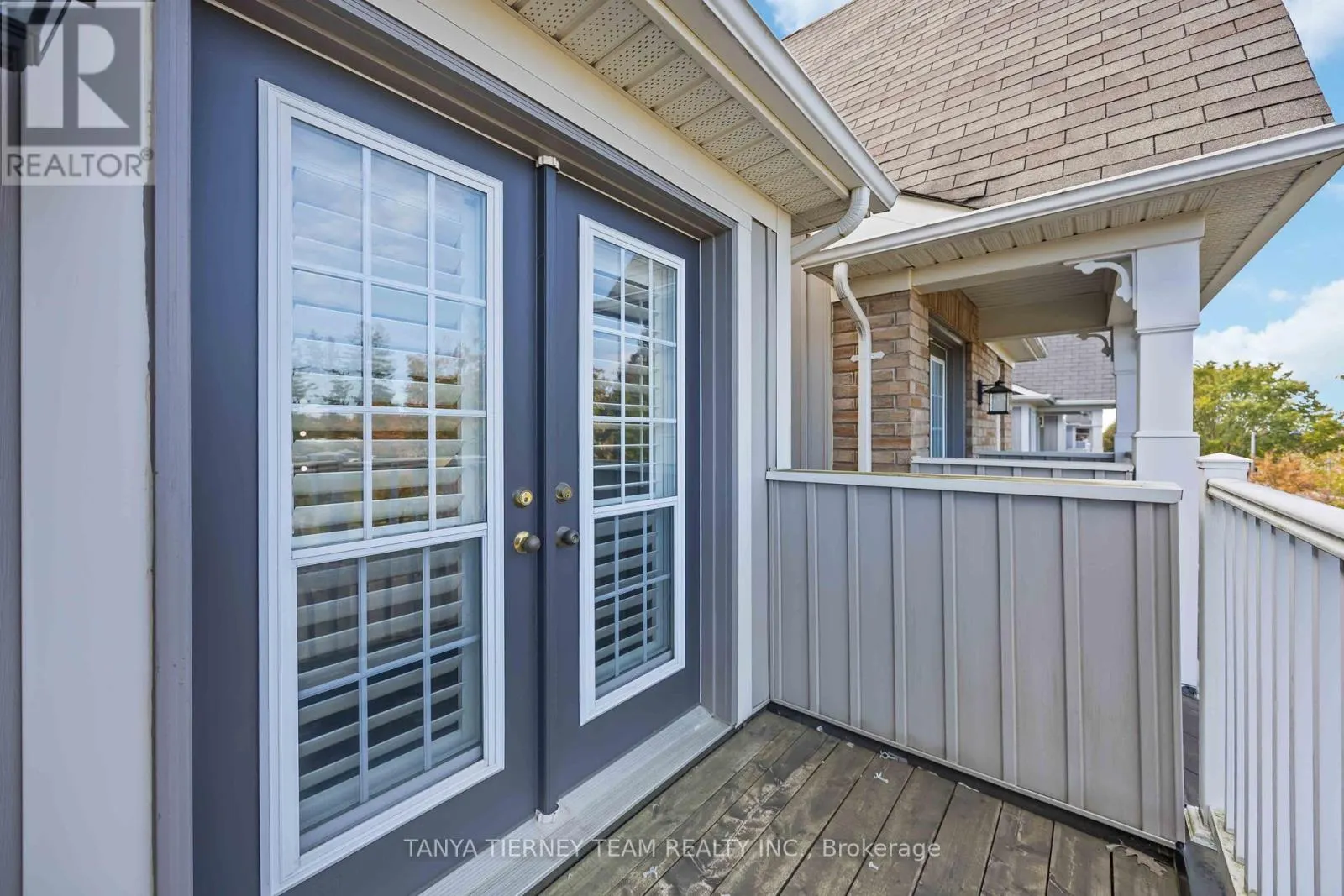 152 SHREWSBURY DRIVE