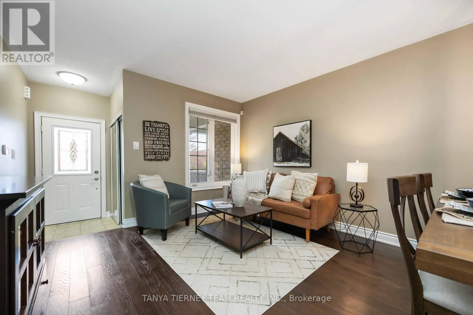 152 SHREWSBURY DRIVE