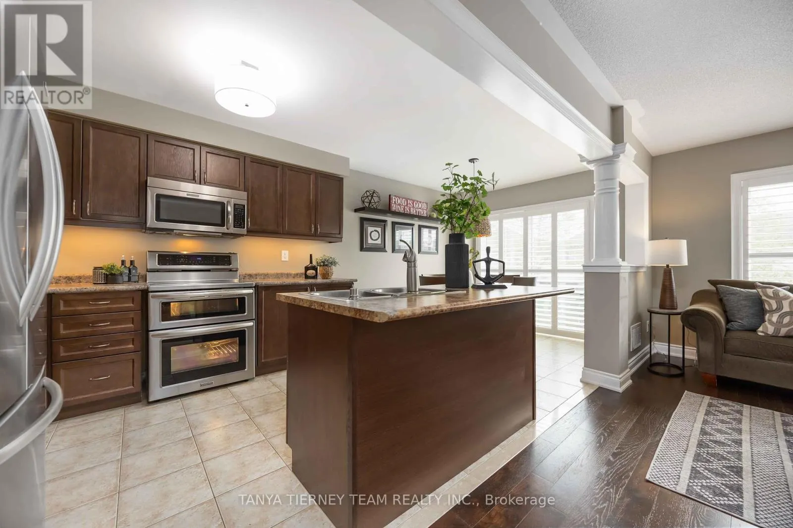 152 SHREWSBURY DRIVE