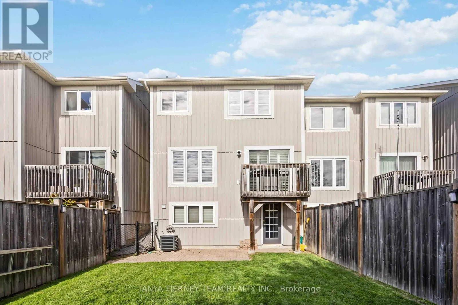 152 SHREWSBURY DRIVE
