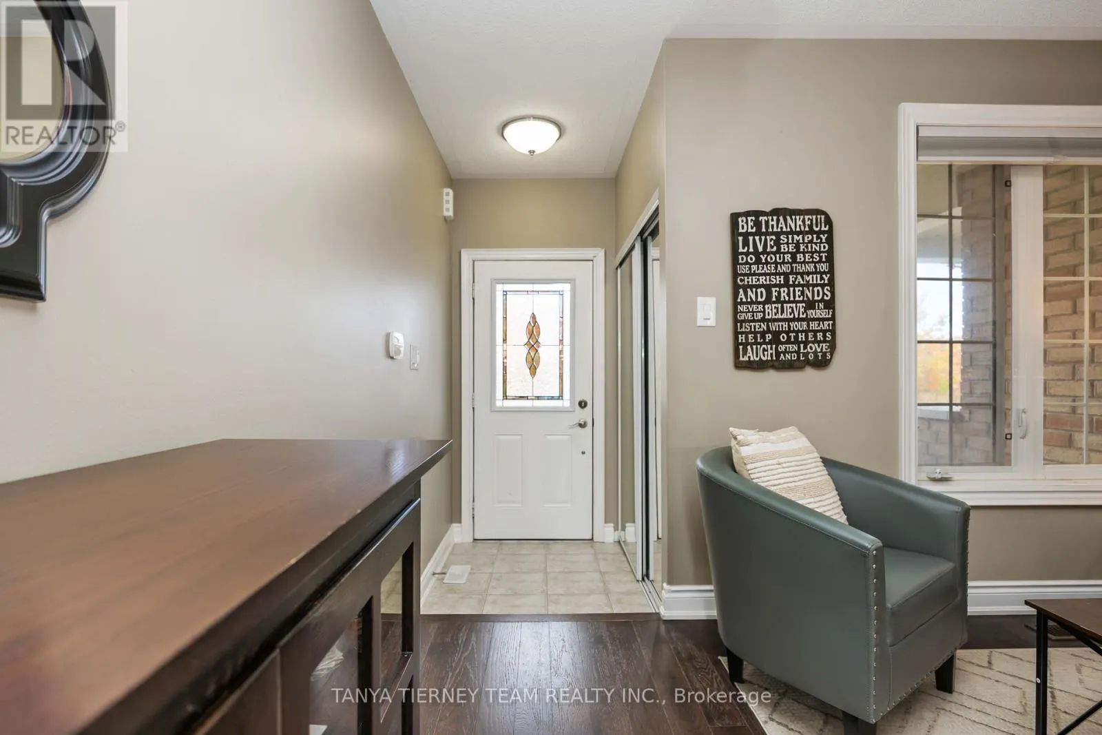 152 SHREWSBURY DRIVE