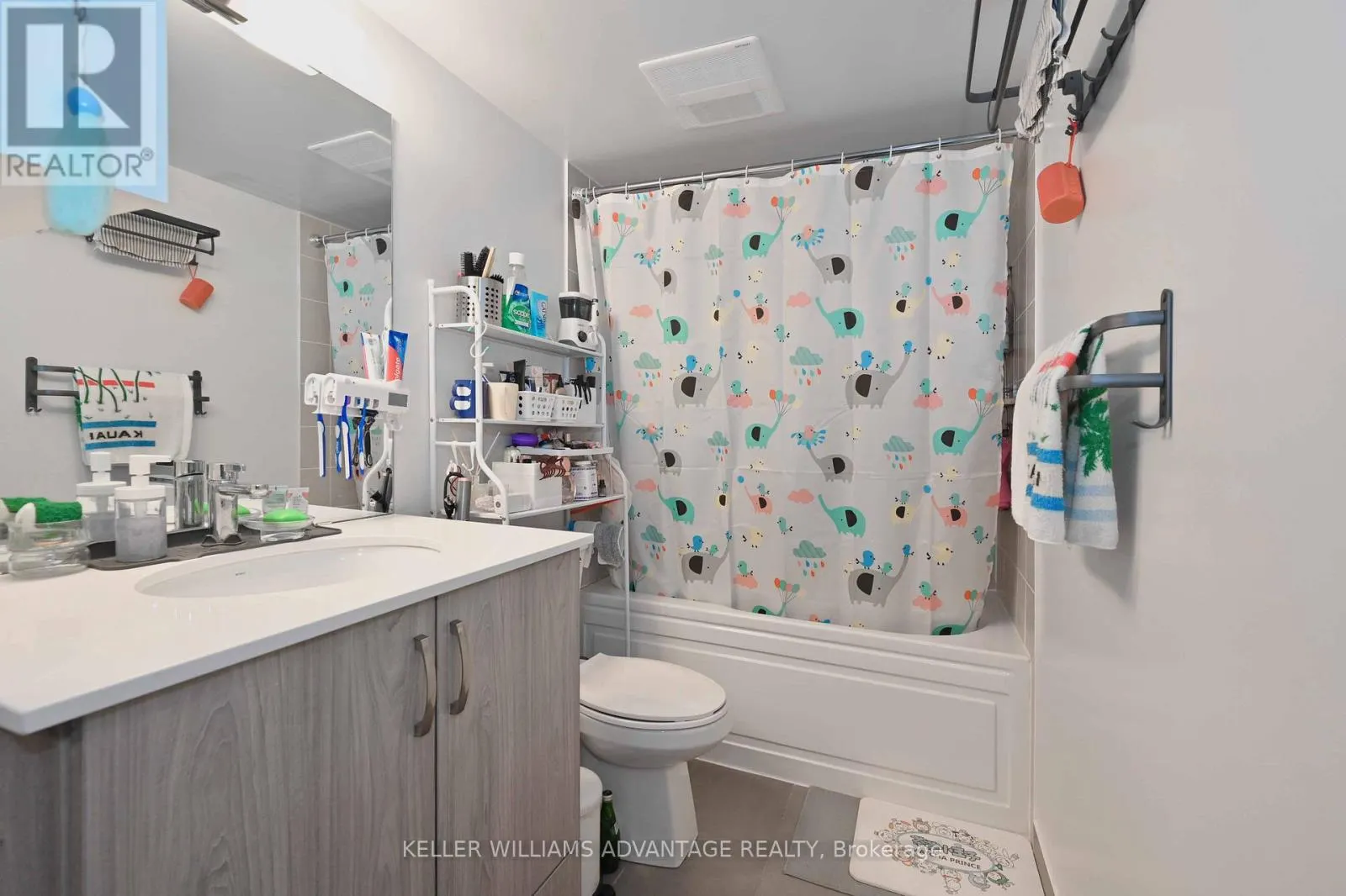 728 - 20 MEADOWGLEN PLACE