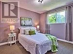 702 BROCK STREET S