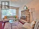 702 BROCK STREET S