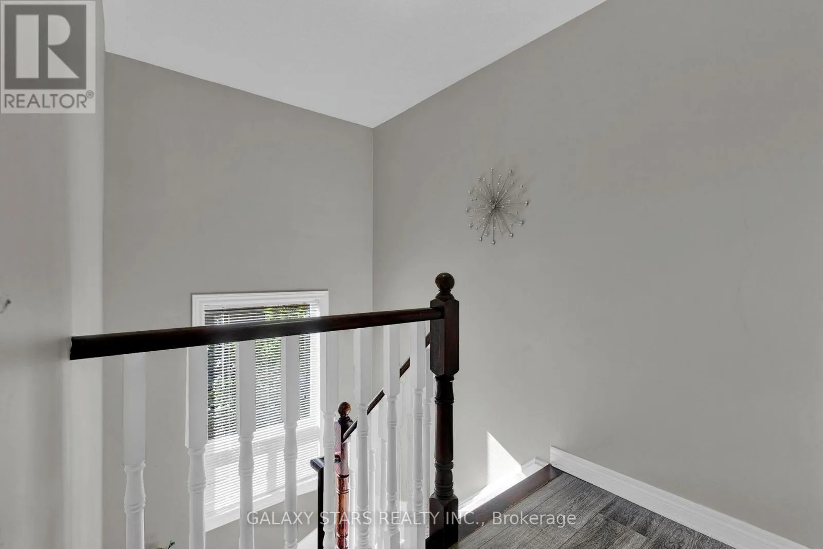 74 NORTHGROVE CRESCENT