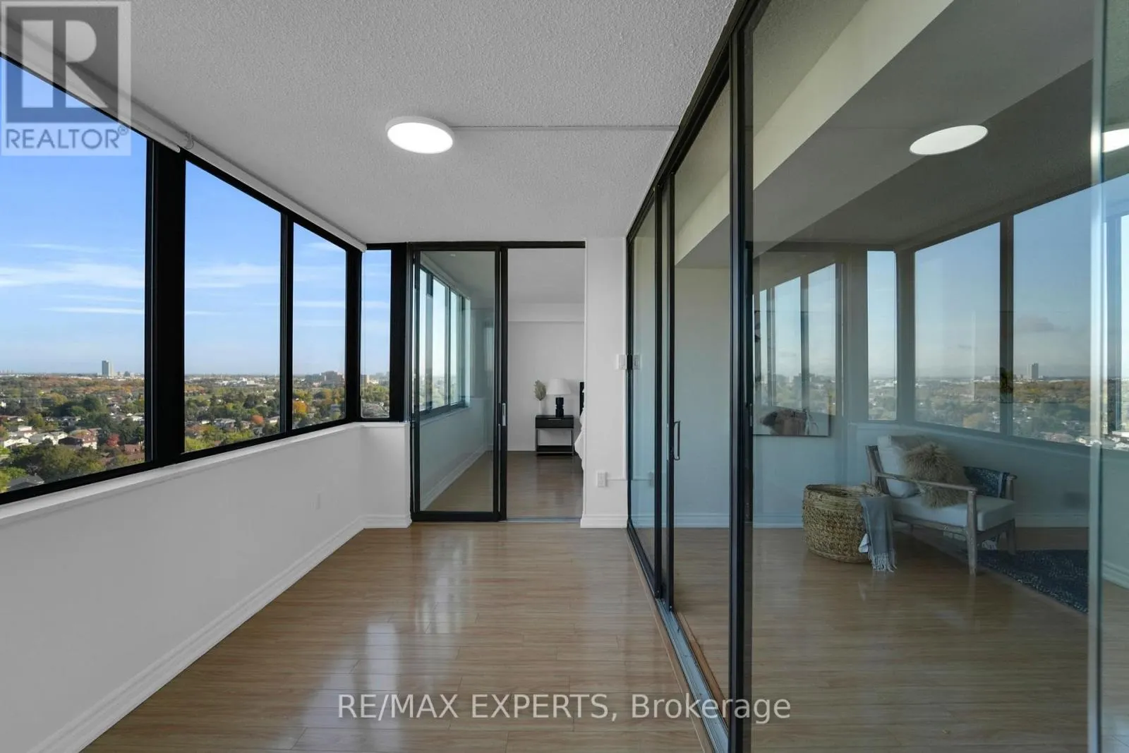 1811 - 2350 BRIDLETOWNE CIRCLE