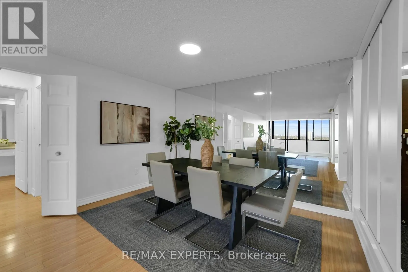 1811 - 2350 BRIDLETOWNE CIRCLE