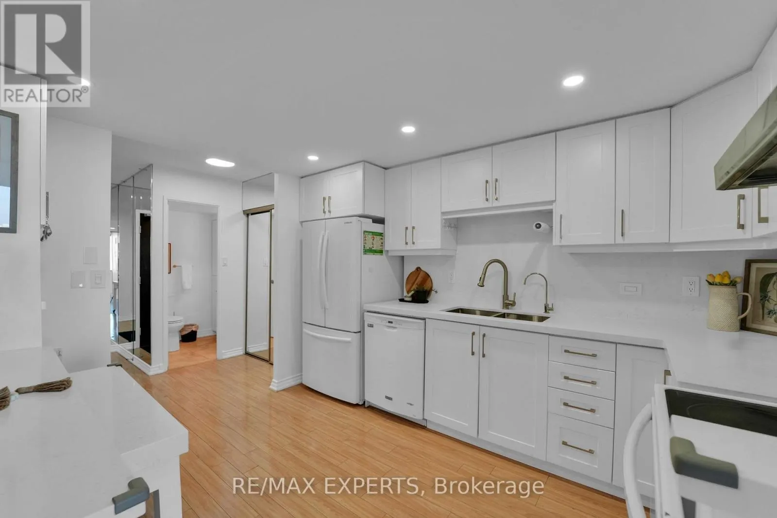 1811 - 2350 BRIDLETOWNE CIRCLE