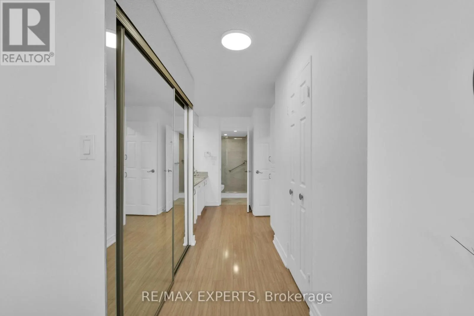 1811 - 2350 BRIDLETOWNE CIRCLE