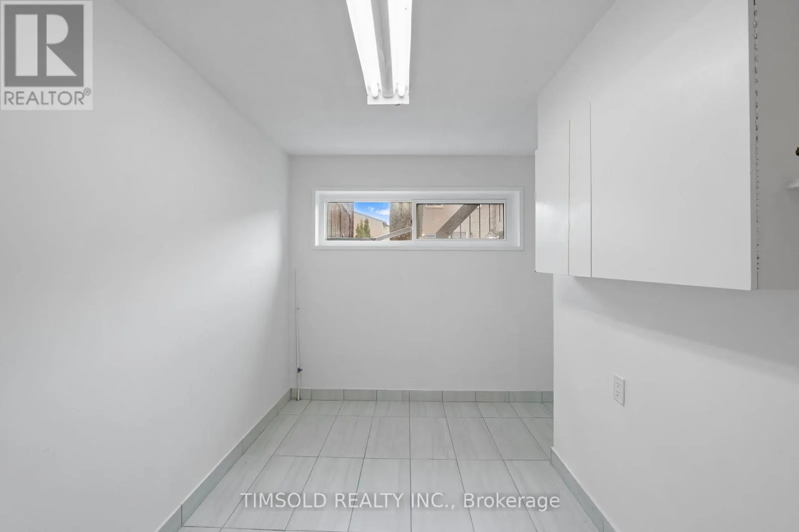 3 - 170 WICKSON TRAIL