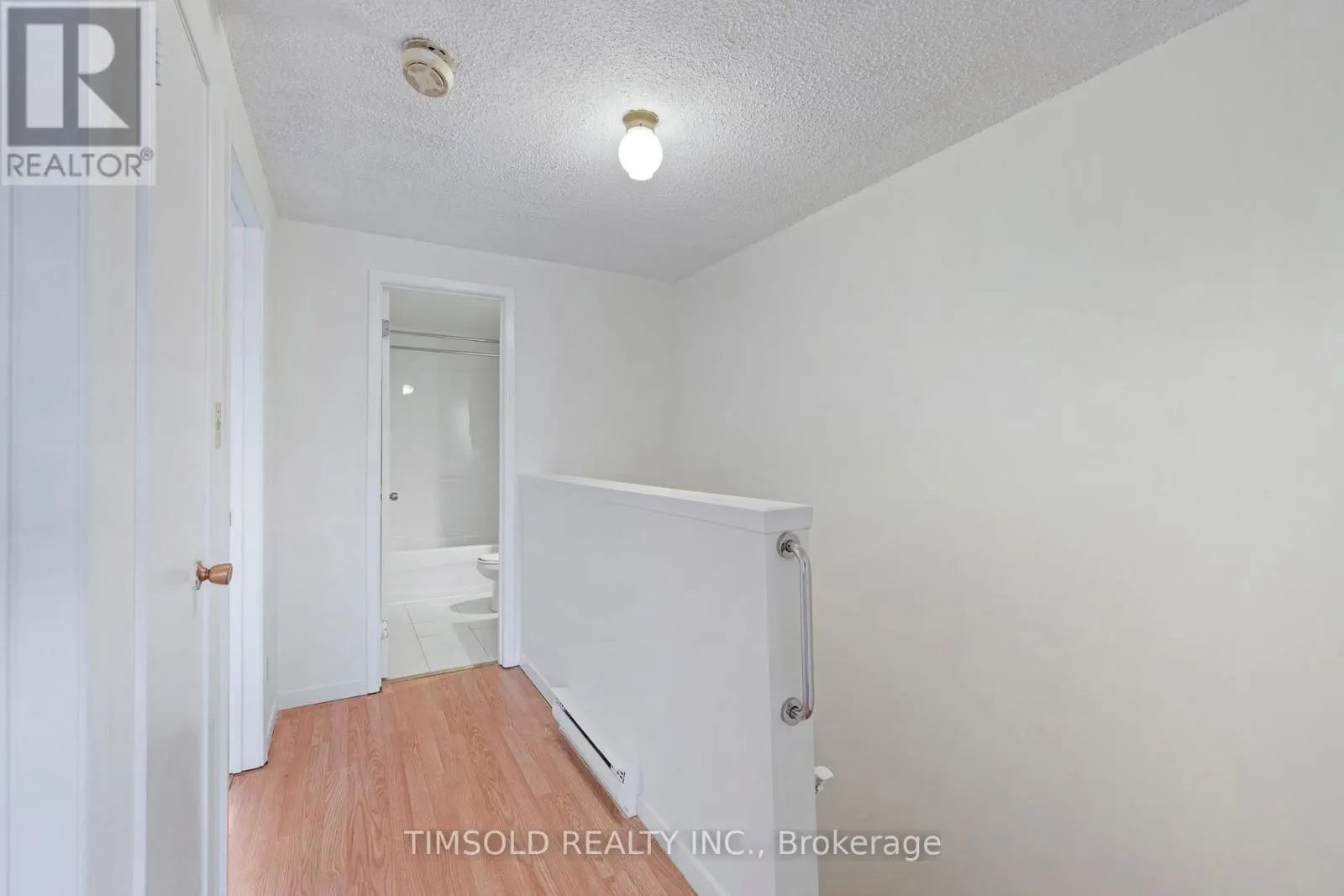3 - 170 WICKSON TRAIL