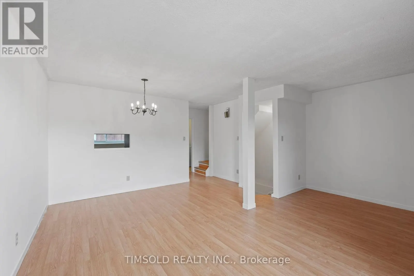 3 - 170 WICKSON TRAIL