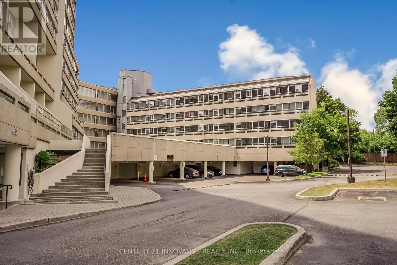 205 - 5580 SHEPPARD AVENUE E