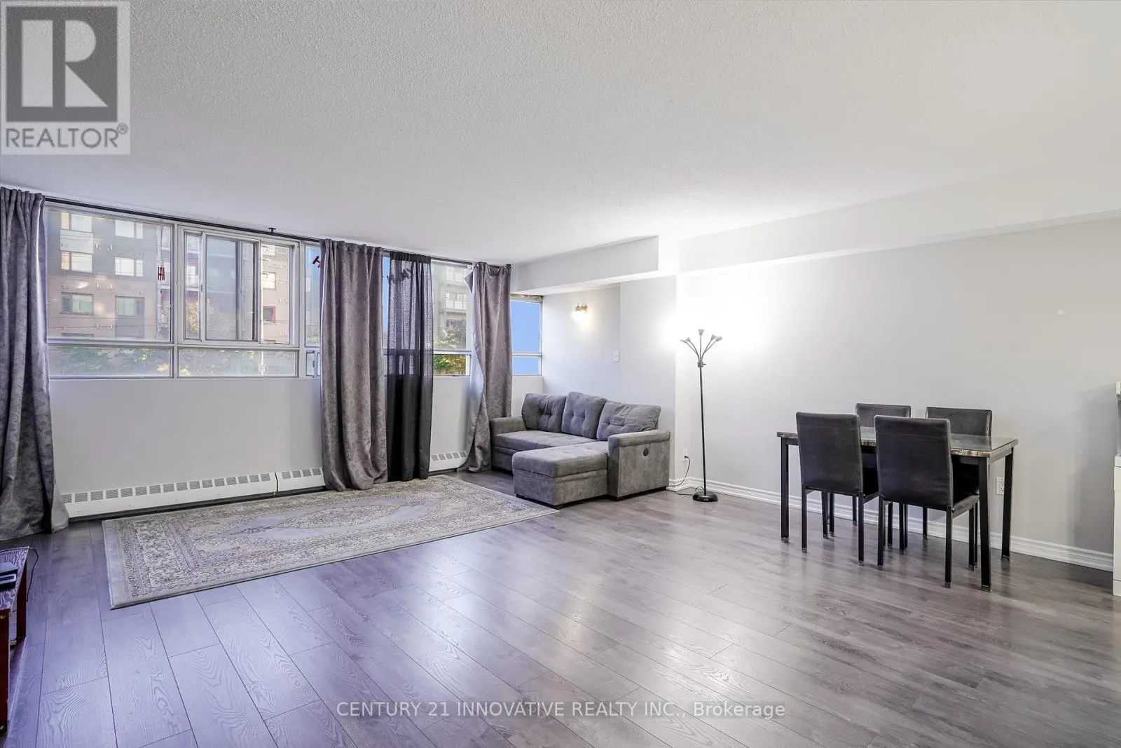 205 - 5580 SHEPPARD AVENUE E