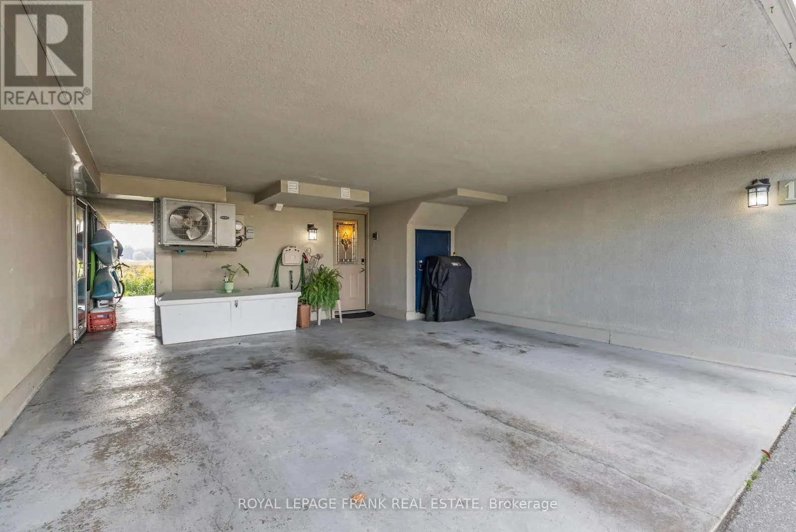 15 - 120 PORT DARLINGTON ROAD, #15