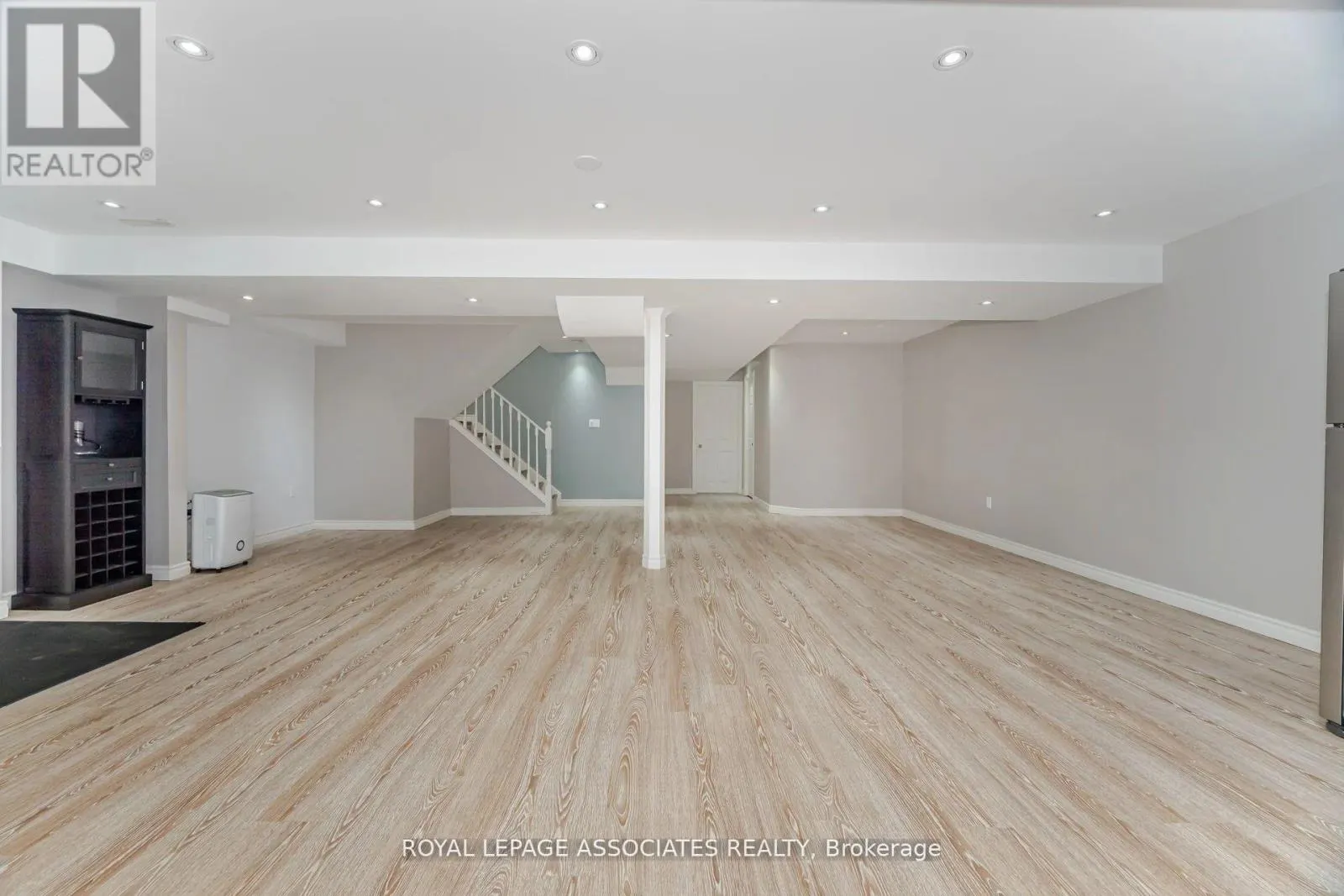 64 ATHERTON AVENUE N