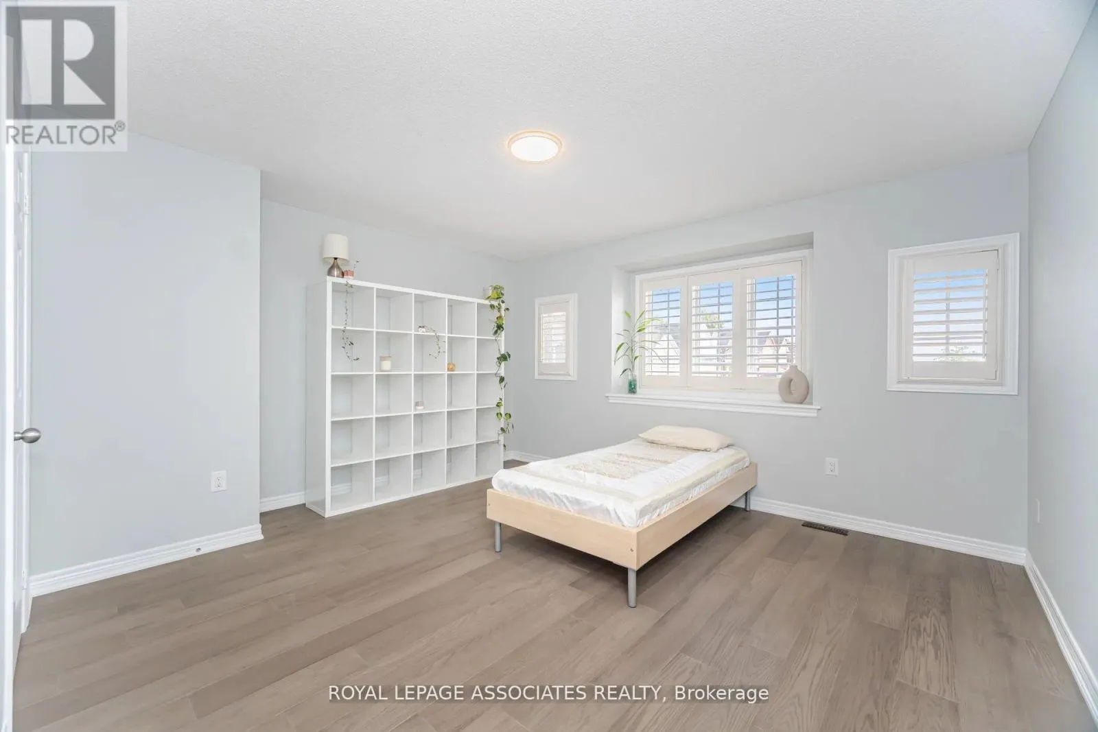 64 ATHERTON AVENUE N