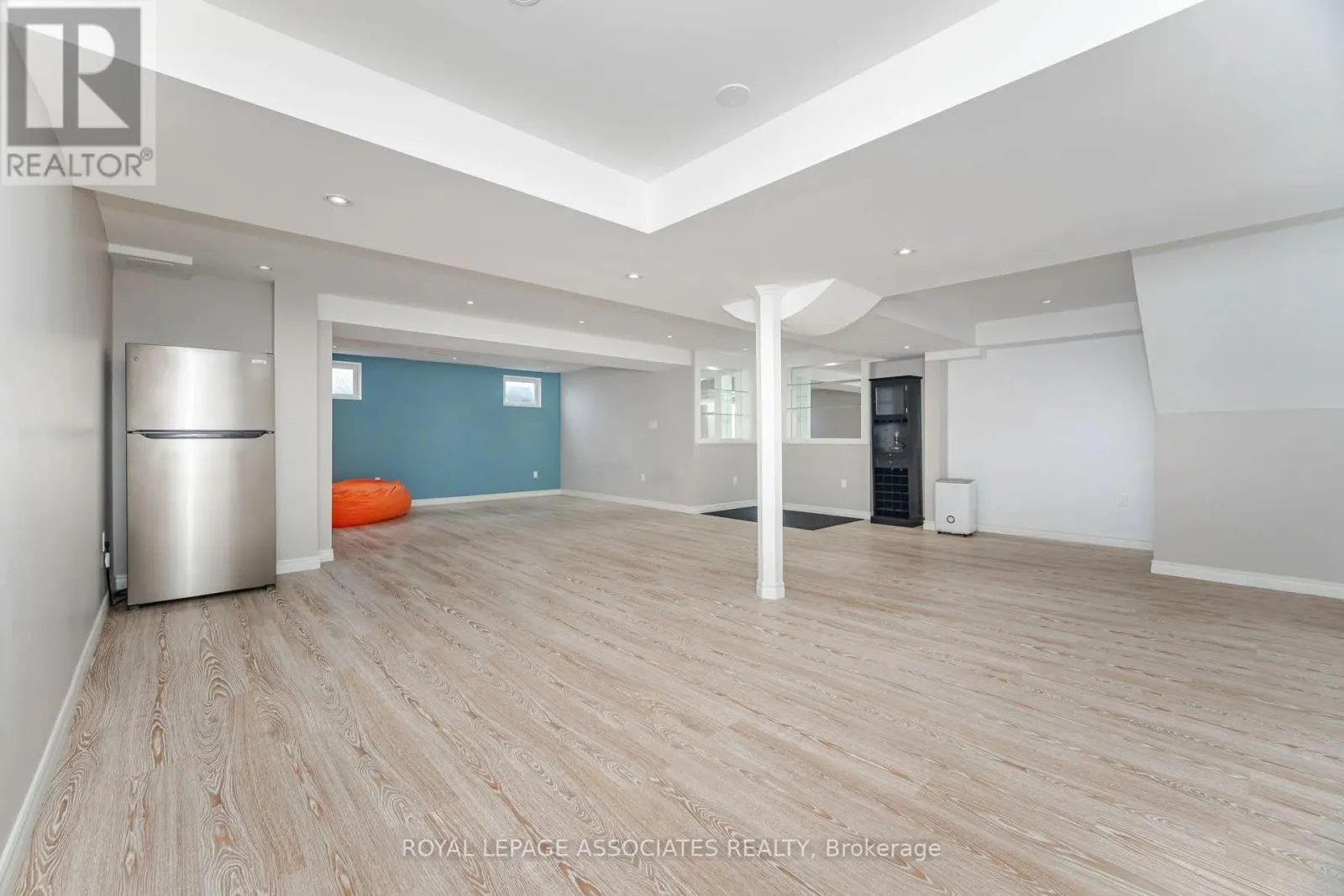 64 ATHERTON AVENUE N