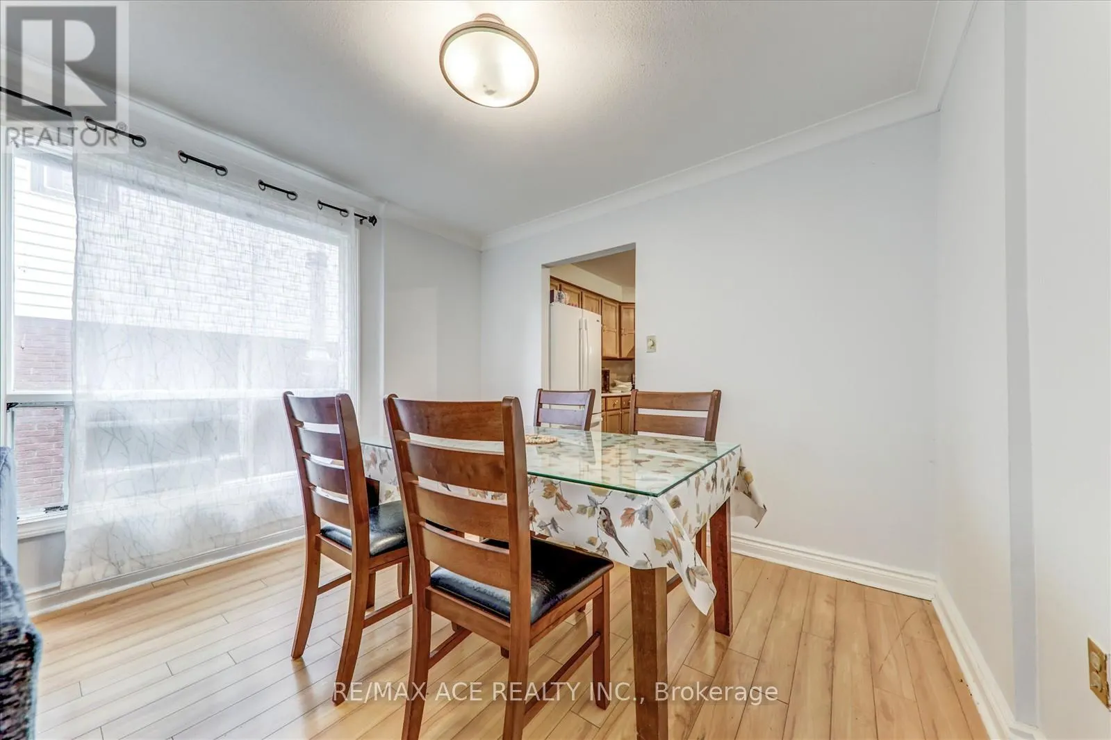 646 PERCIVAL COURT N