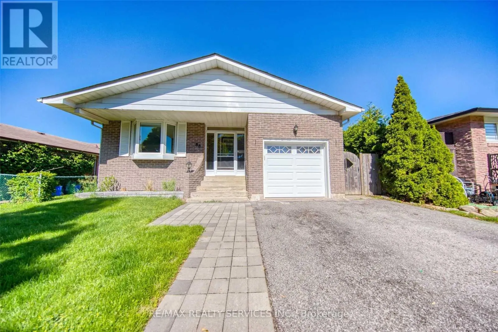 88 CLOVER RIDGE DRIVE W