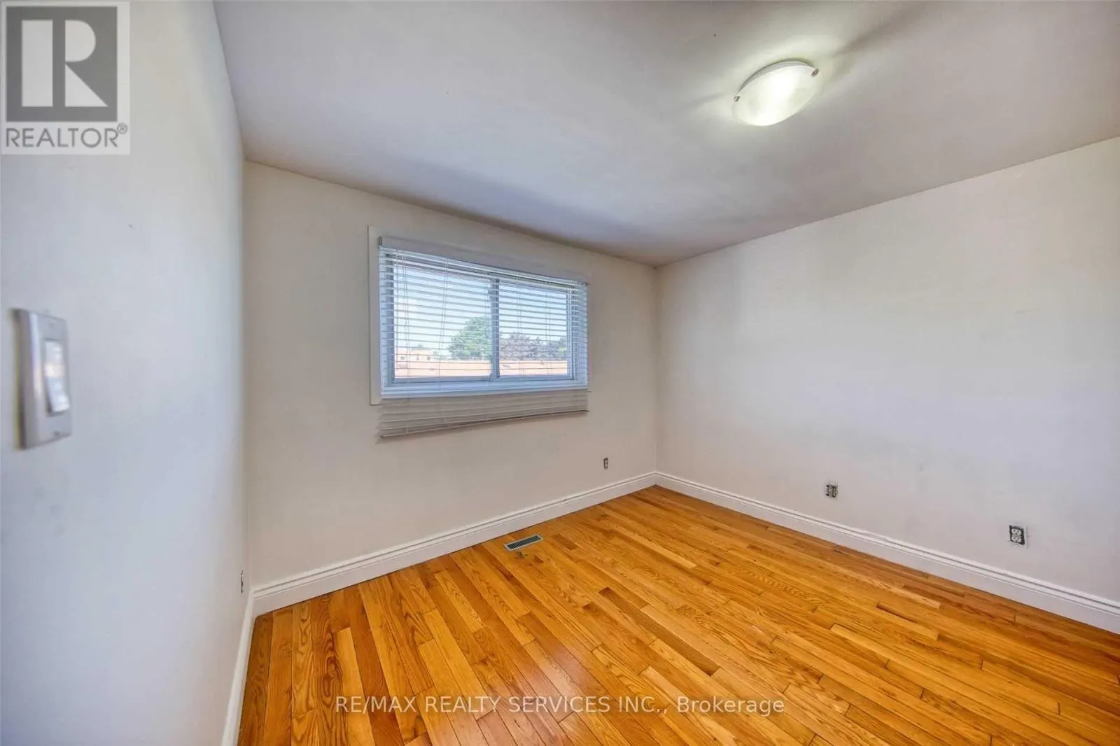 88 CLOVER RIDGE DRIVE W