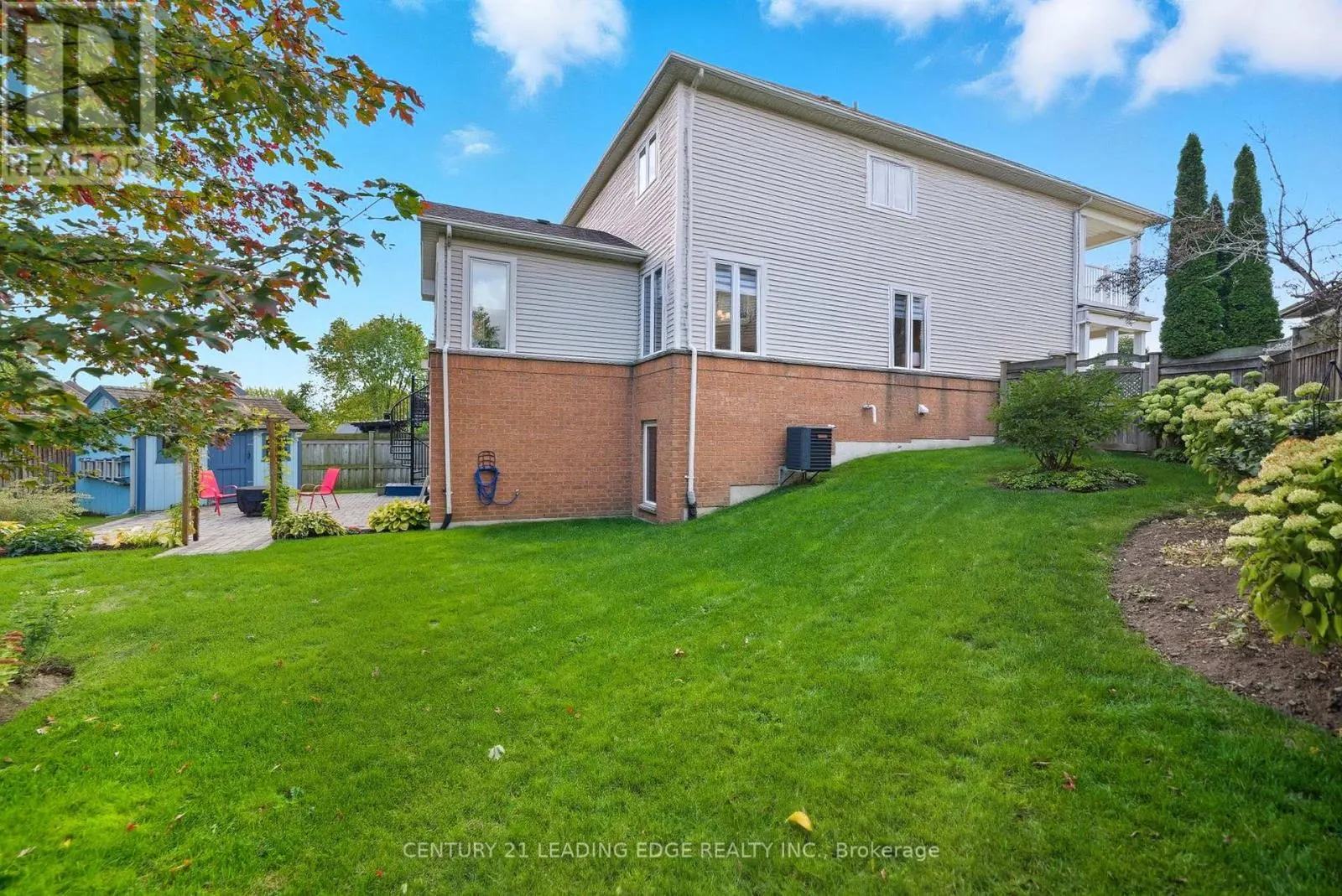 43 SECLUSION COURT
