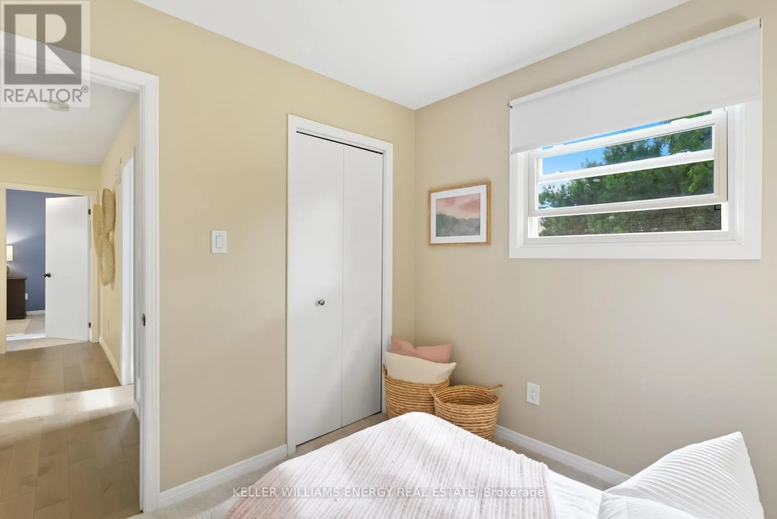 54 CANADIAN OAKS DRIVE
